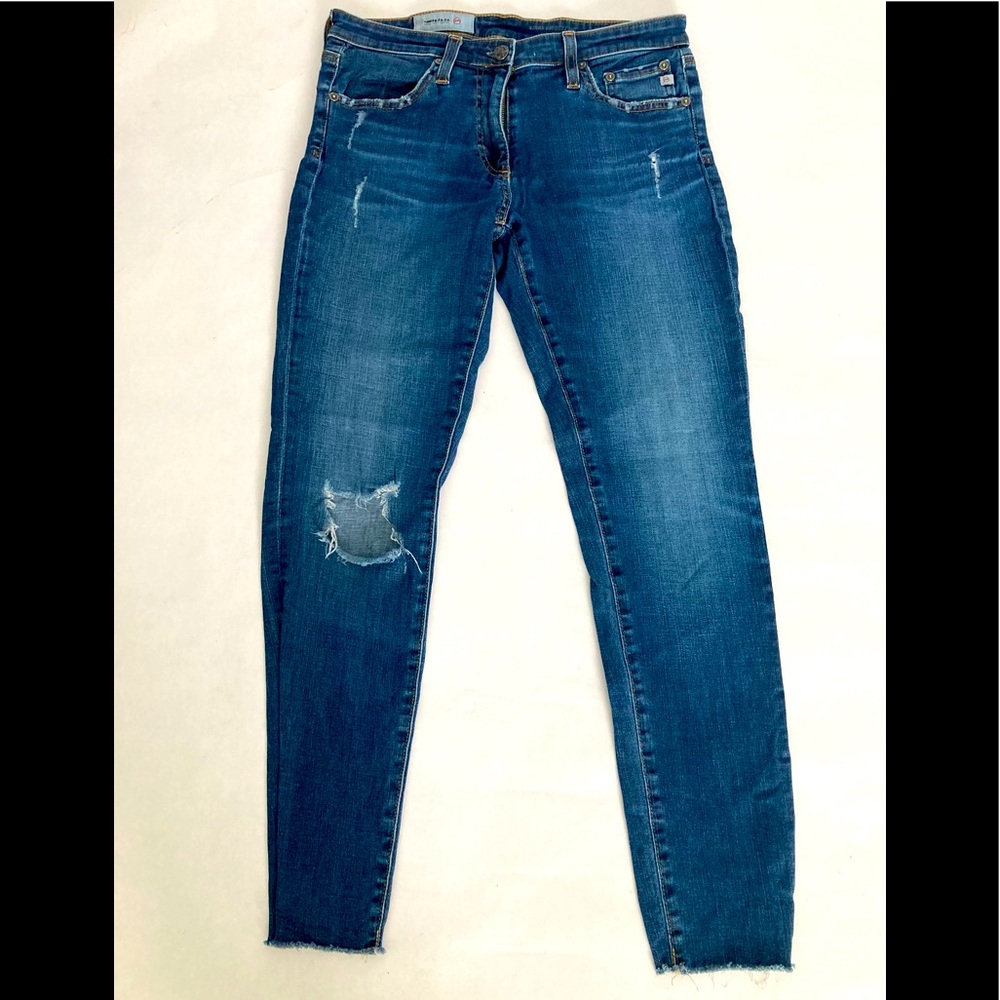 AG distressed legging ankle jeans!